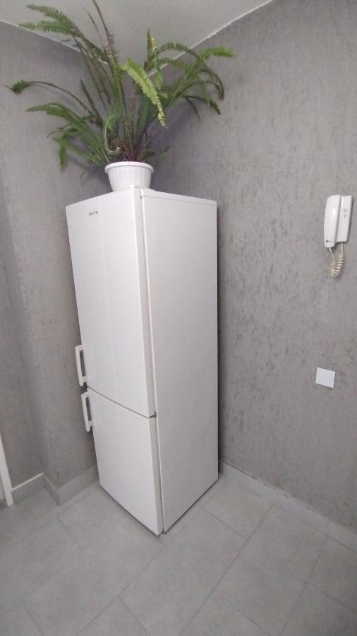 Ana Apartament Râmnicu Vâlcea 外观 照片